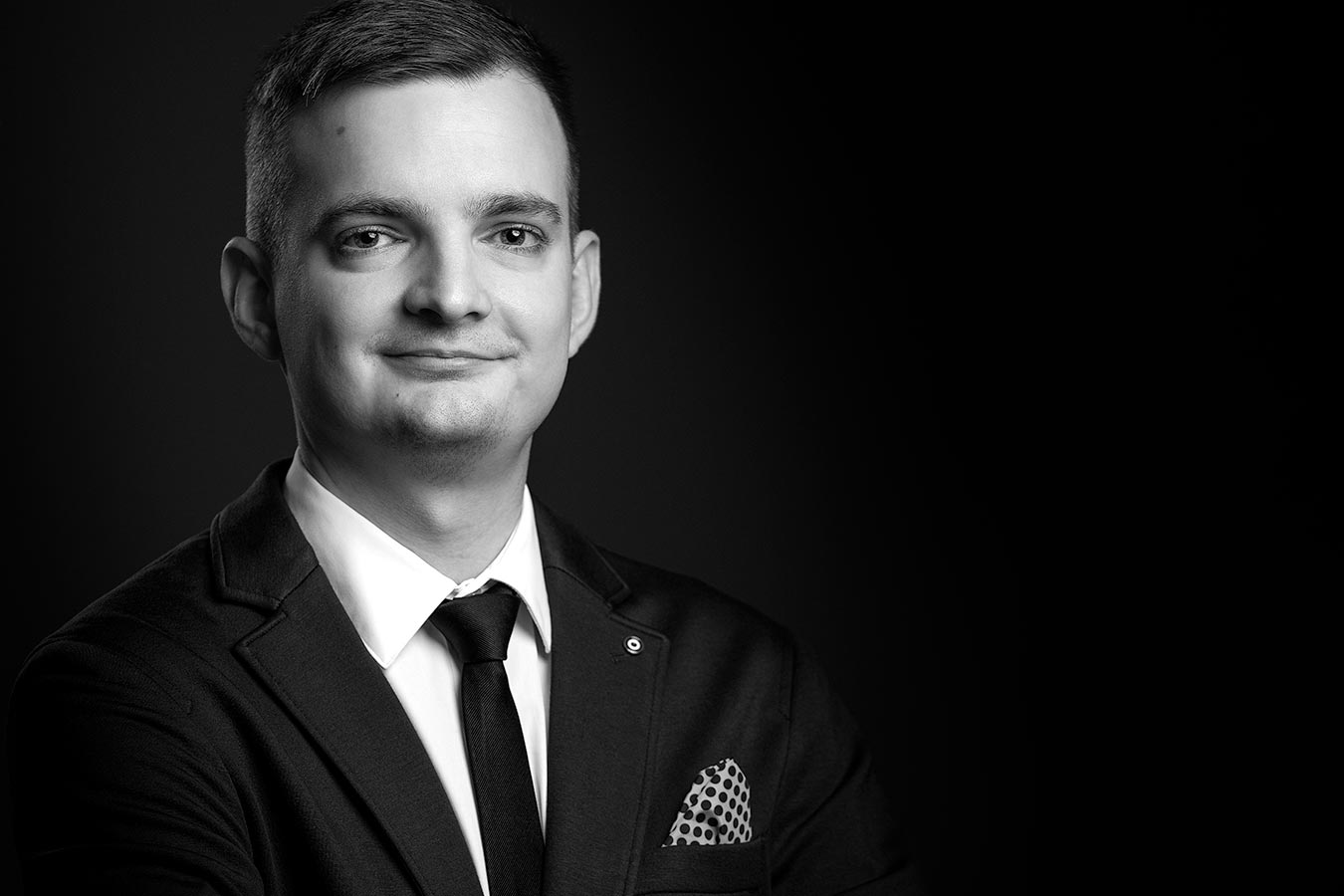 PANNON_LIVING-Luxus_Immobilien_Ungarn-Plattensee-Budapest-Immobilienbüro-Sólyom-Ádám-Portrait